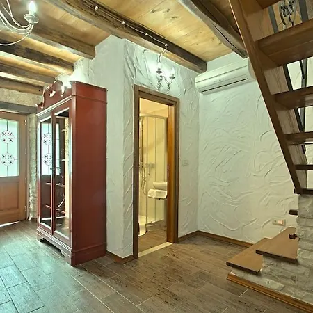 San Niccolo Villa Vilanija