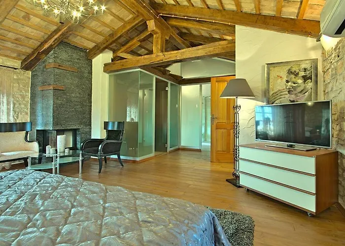 San Niccolo Βίλα *